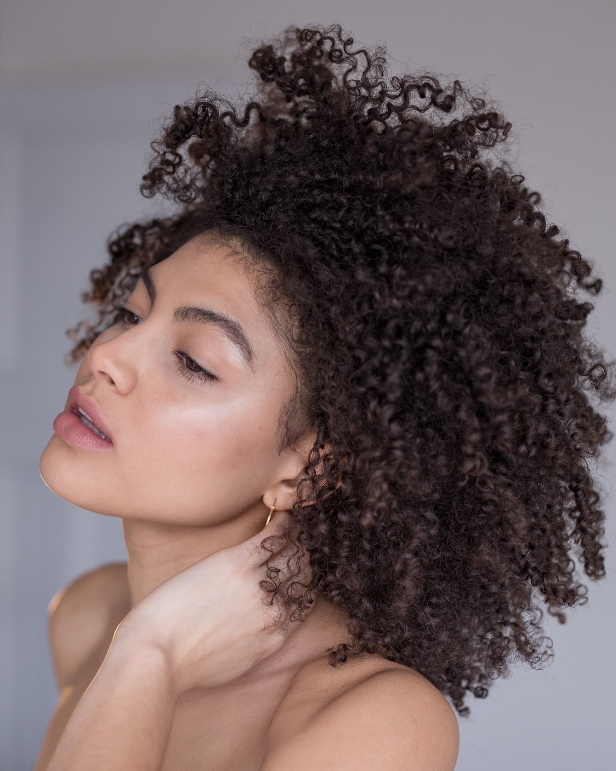 Samio Cult Beauty blogger self portrait afro hair March 2018